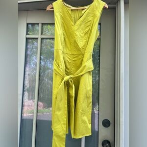 Beautiful Sprin/ Summer Sleeveless dress with wide belt/sash with pockets